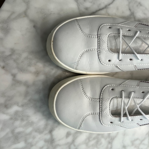 Stuart Weitzman Daryl Sneakers - Picture 6 of 10